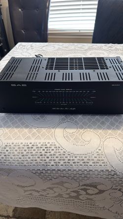 Vintage SAE 3100 Solid State Stereo Amplifier