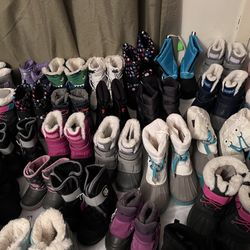 Kids And Toddlers Snow Boots New And Used In Beautiful Condition 