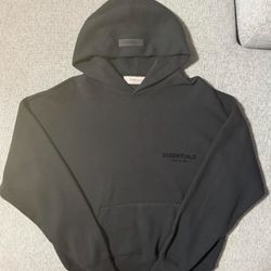 🔥 FEAR OF GOD ESSENTIALS HOODIE – BLACK (STRETCH LIMO) – SIZE XXS (NEW)