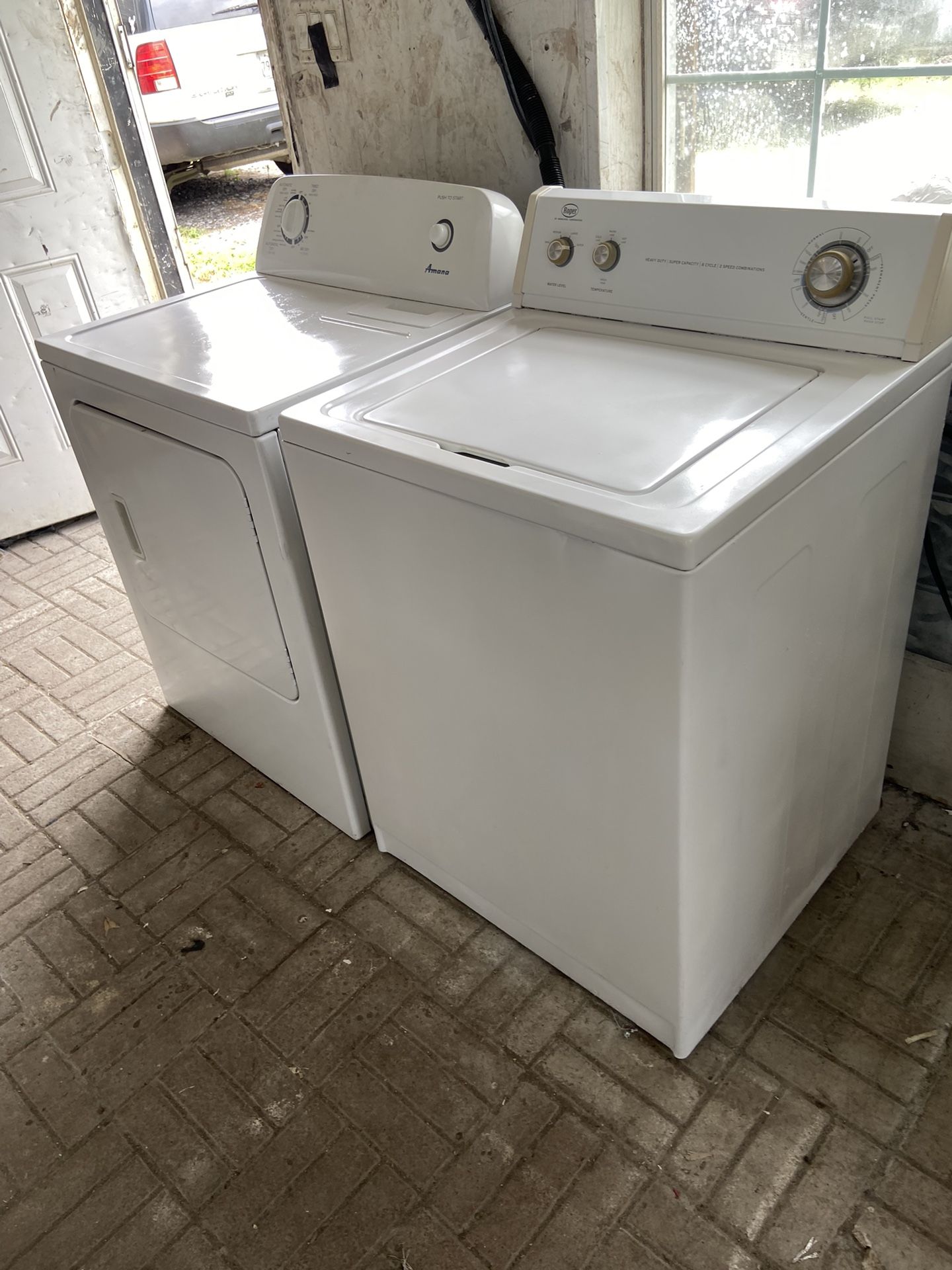 ILL RUN BOTH FOR YOU. PERFECTLY RUNNING WHIRLPOOL ROPER SUPER CAPACITY WASHER & ELECTRIC DRYER SET.BOTH RUN LIKE NEW