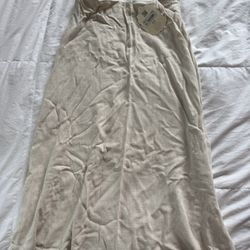 Cream maxi skirt from altard state zipper in back women’s size S 
