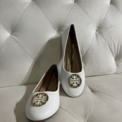 White Merozzi Flats With Gold Metal Size 9