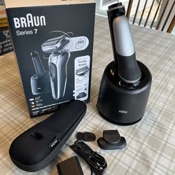 Like New Braun Series 7 Rechargeable Shaver