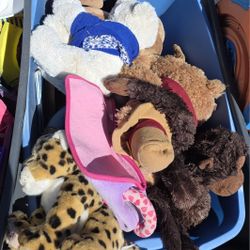 Teddy Bears - Tote Full Of Build A Bear Workshop Stuffies And Accessories (Tote Not Included) 