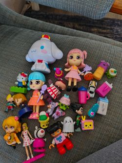 Small toys /collectibles