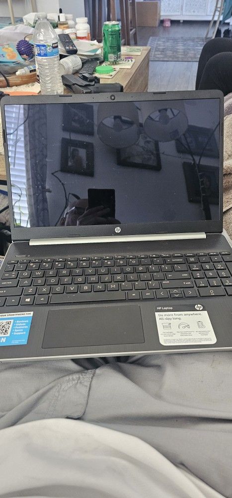 HP Laptop 15-dy1085nr 15" i3-1005G1 1.2GHz 8GB RAM 256GB SSD Touch Screen4