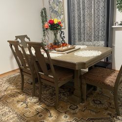 Dining Table Set 