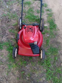 Toro 22in Self Propelled Lawnmower