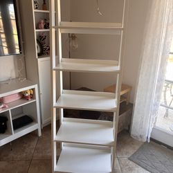 White Shelves 