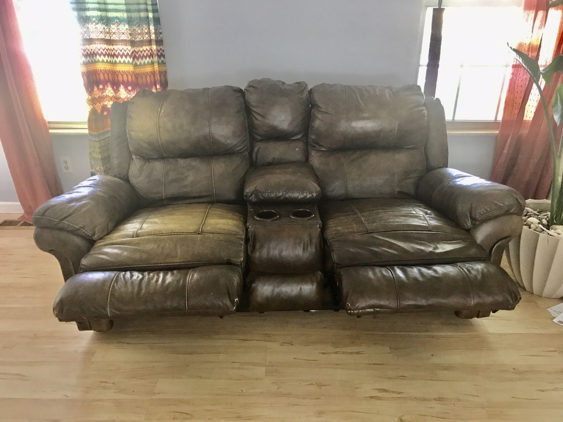Dual reclining leather loveseat