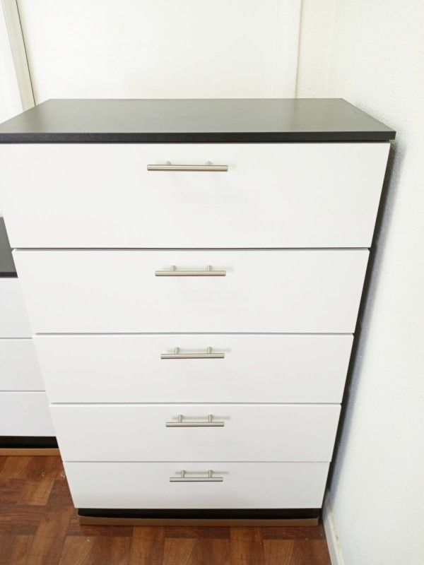 NEW DRESSER CHEST AND 2 NIGHTSTANDS. MIRROR NOT INCLUDED. ALSO SOLD SEPARATELY