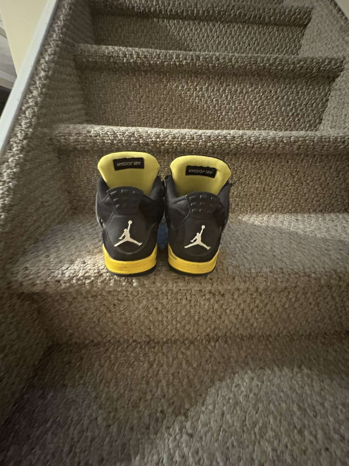 Jordan Lightning 4s