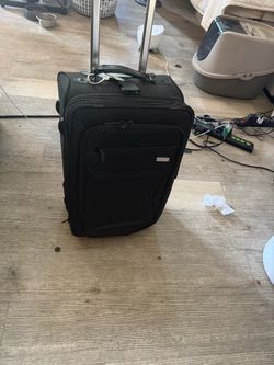 Vendo una maleta mediana
