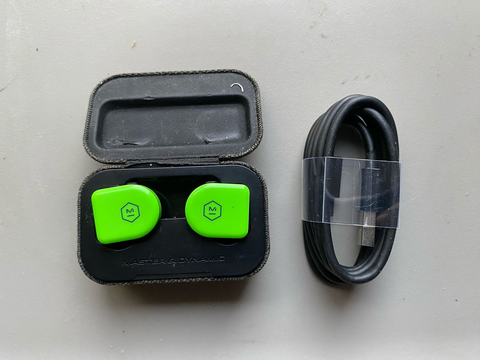 Master & Dynamic MW07 GO Wireless Earbuds 