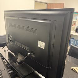 TV Samsung 60” Y Teatro En Casa 