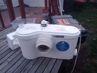 Saniflow 1hp Sanibest pro grinder pump for remote full bath systems