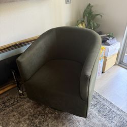Green Swivel Chair