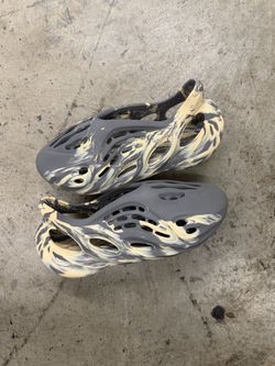 Adidas Yeezy Foam Runner Sneakers
