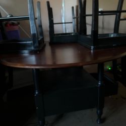 Dinning Table With 4 Chair 