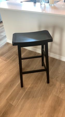 Saddle Style Bar Stools - Set of 4