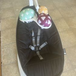 mamaRoo Swing 