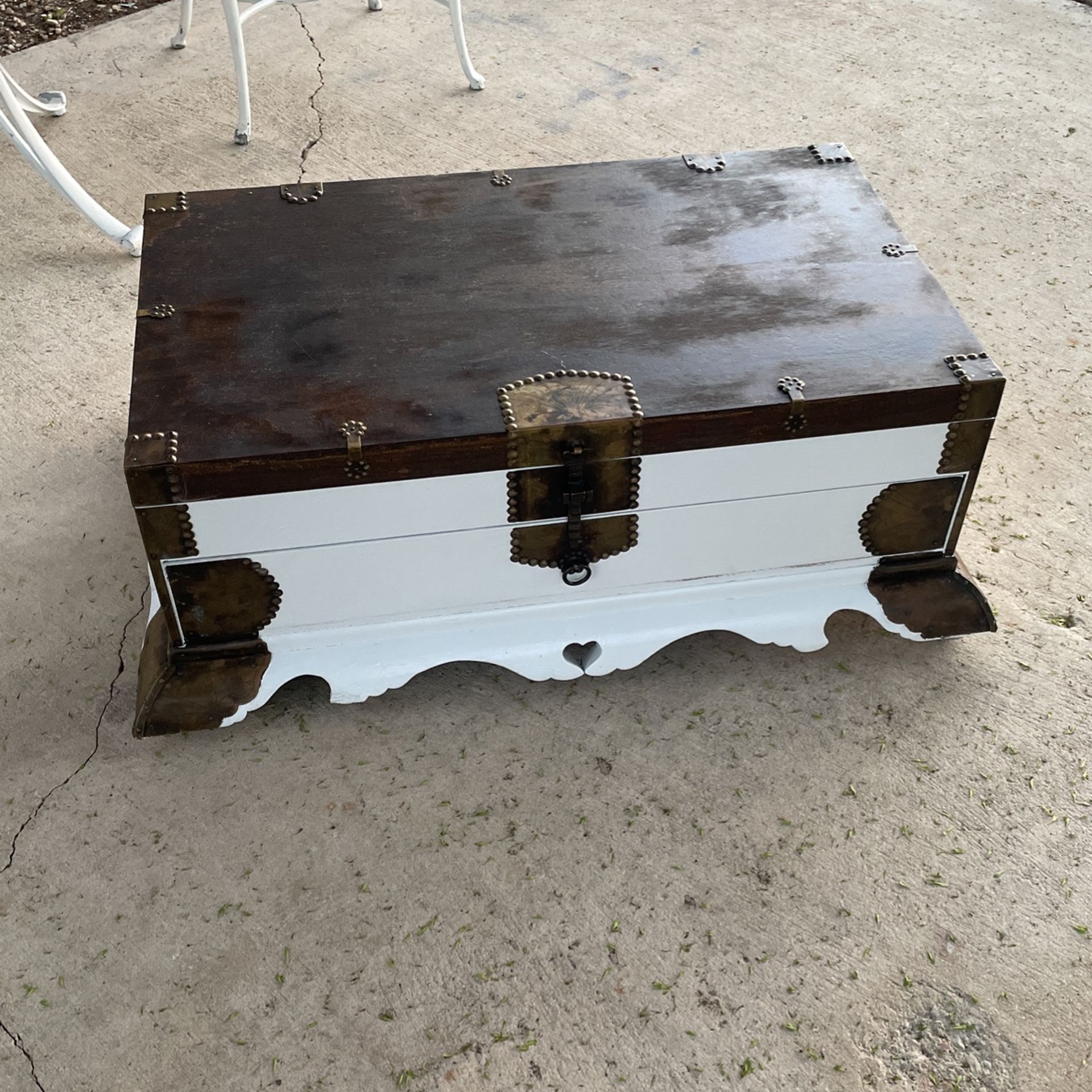 Antigua Center Table