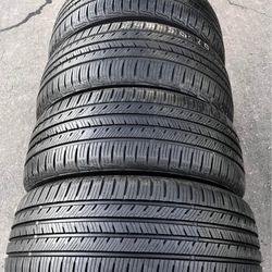 245/50r20 Yokohama Tires Cón 80% De Vida Las 4
