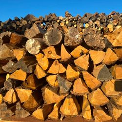 Dry Split Almond Mix Firewood!!Ready Too Burn Seasoned Wood!!!