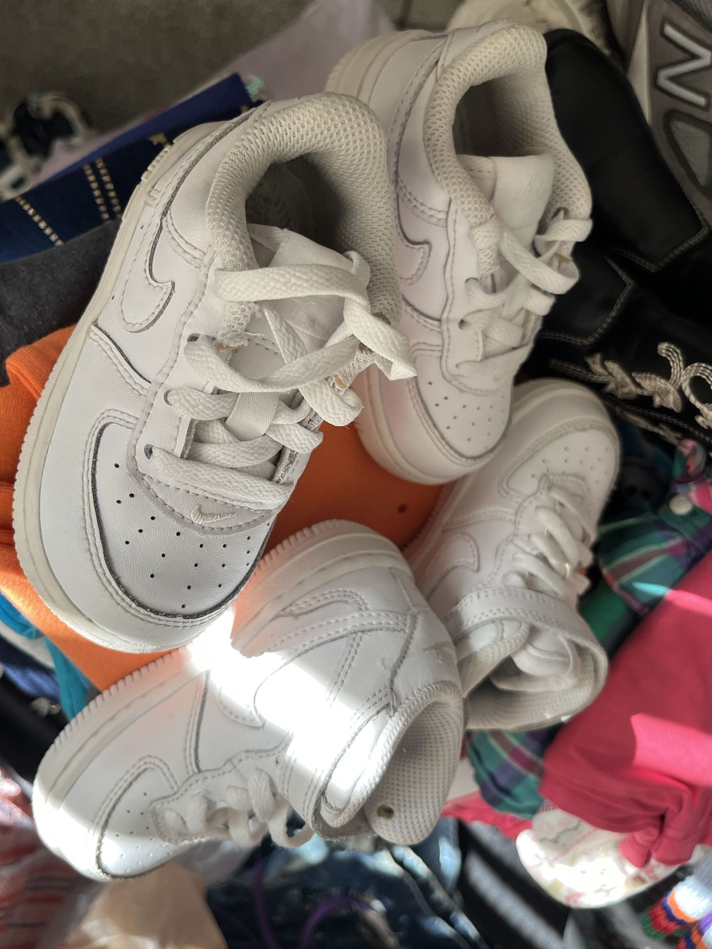 Size 6c $35 (hi top and low top) Both for $60..used in very good condition!!👇🏽(more size 6c on another page.. take a look!!