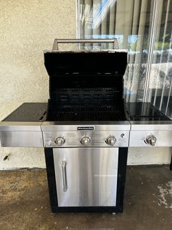 Kitchen Aid Gas Bbq