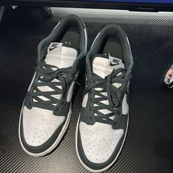 Nike dunks green