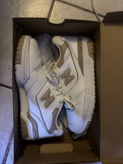 New Balance 550 Color Gold Size 8