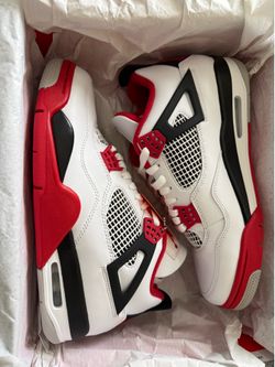 Jordan 4 Fire Red