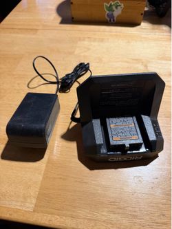 RIDGID R86093 18V Lithium-Ion Battery Charger w/ AC Adapter