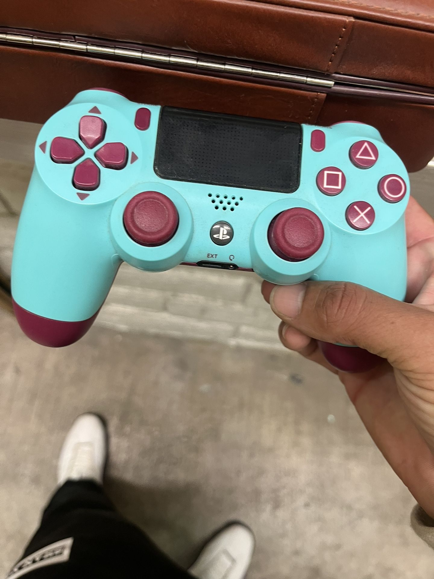 PS4 Controller 