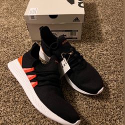 new adidas women sneakers size 7.5