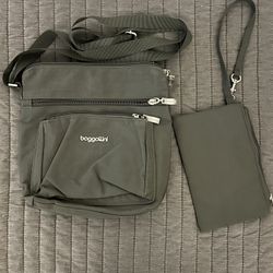 Baggallini Pocket Crossbody with RFID - Crossbody Bag for Women 