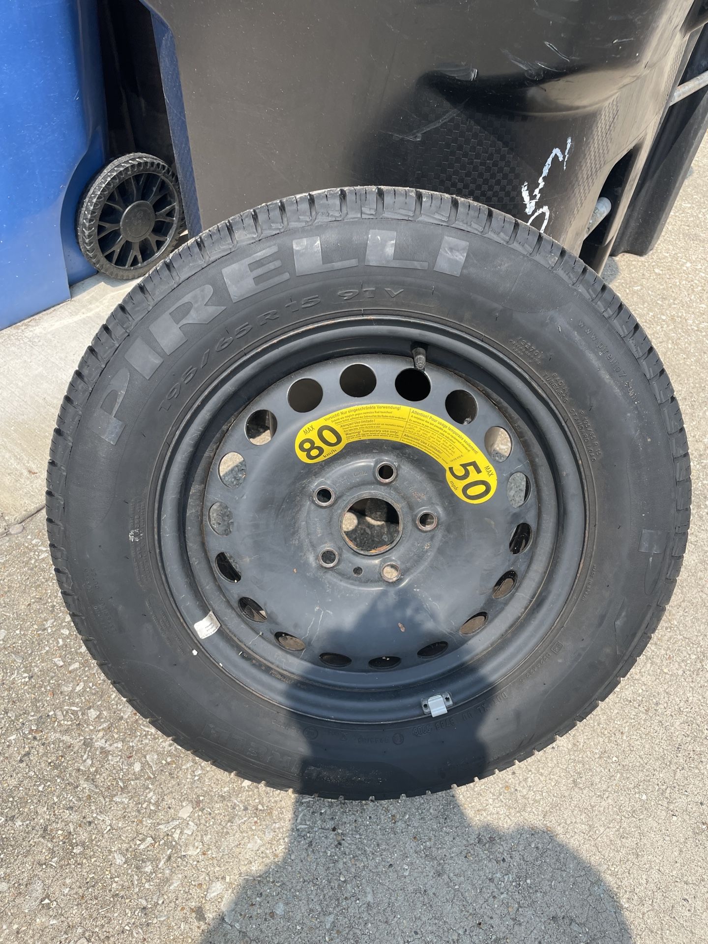 Spare Tire And Jack/Wrench Set Volkswagen