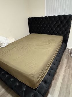 Queen size bed