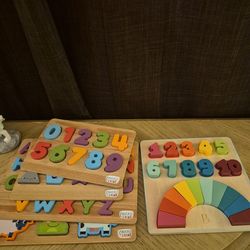 Wood puzzles. Message when ready to pick up. 63rd Ave and Olive