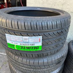 285/35/19 New Set Of Tires 