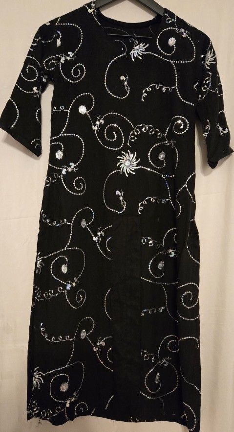 Black Shalwar Kameez