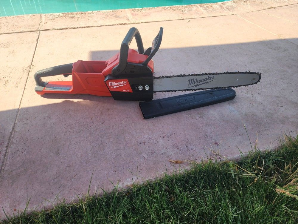 Millwakee M18 Fuel 16" Chainsaw Only Tested $190