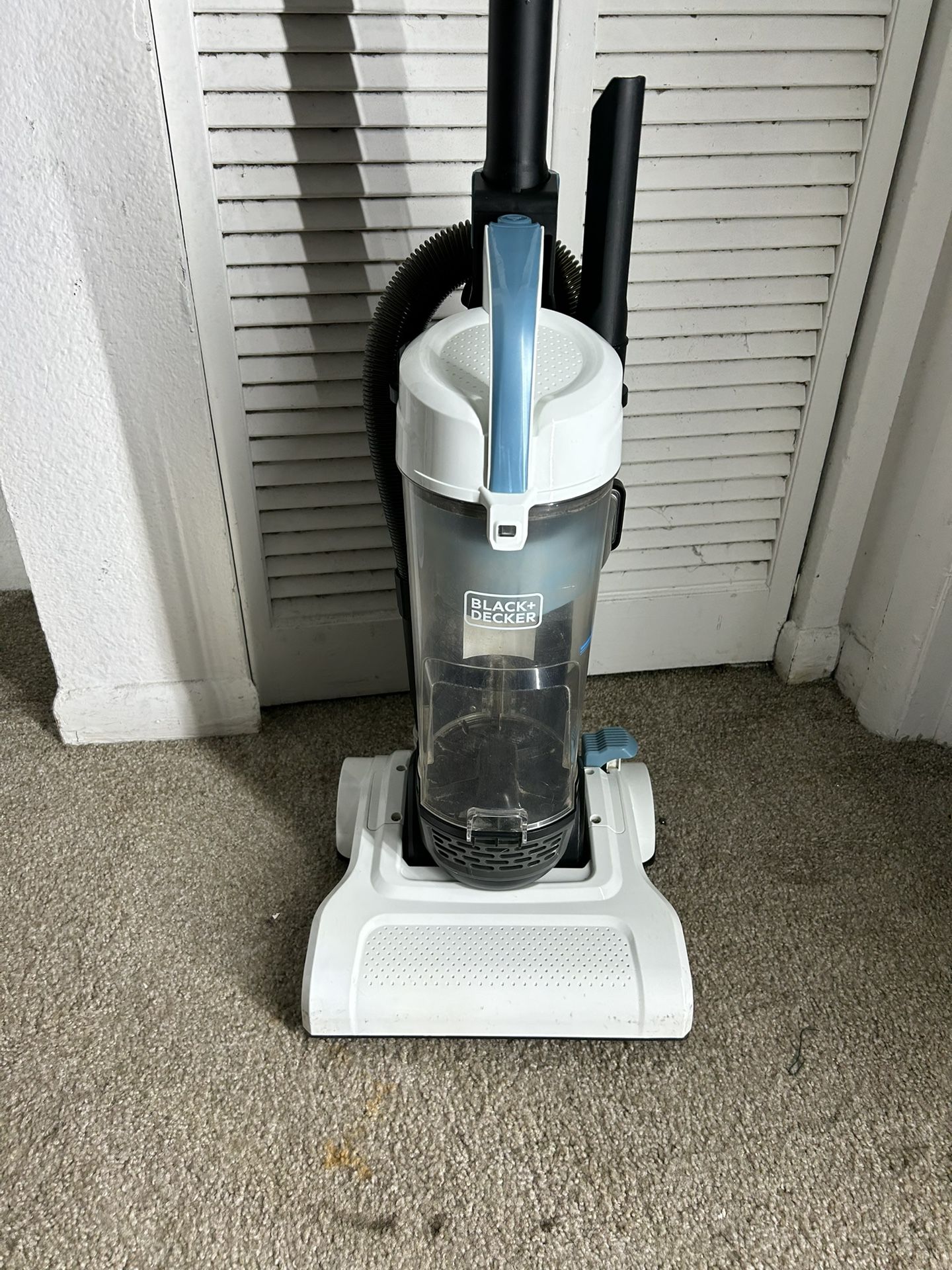 Black&Decker Vacuum 