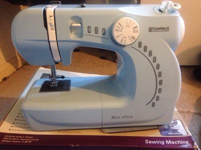 Brand New Mini Sewing Machine