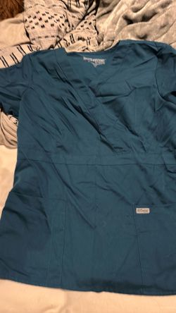 Scrub top