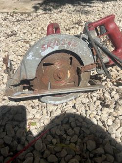 Vintage Skilsaw 7-1/4” Circular Saw