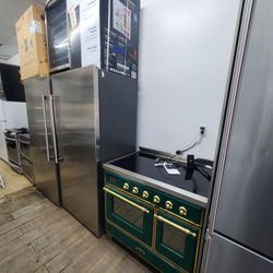 Appliances Stove Fridge Washer Dryer Microwave Wall Oven Warranty  301 Saundview Ave Bronx NY  10473..$300...and Up...white. $250..pick Up  We Deliver
