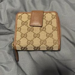 Gucci Women’s Wallet