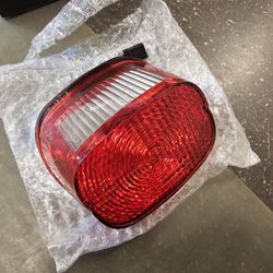 Harley Davidson OEM TAILLIGHT

$40